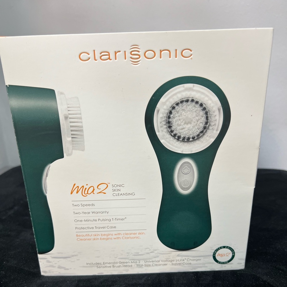 Brand New- Never opened Clarisonic system